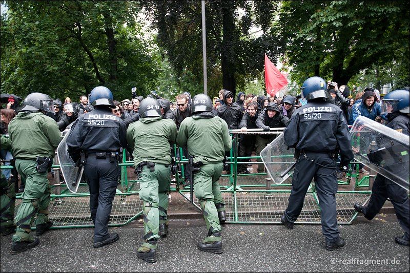 Blockupy Frankfurt: Blockade, Aktion, Demonstration